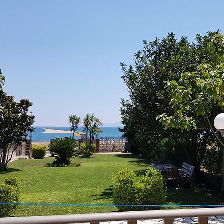 Willa Country House By The Sea !!! Karavómilos Zewnętrze zdjęcie