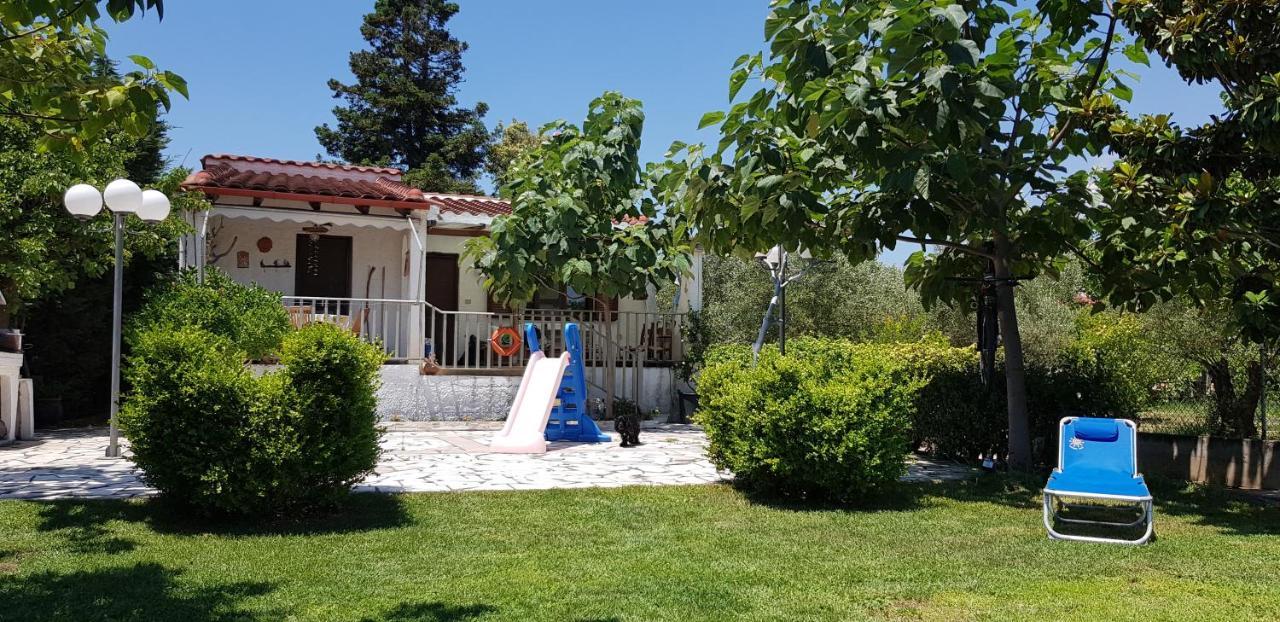 Willa Country House By The Sea !!! Karavómilos Zewnętrze zdjęcie