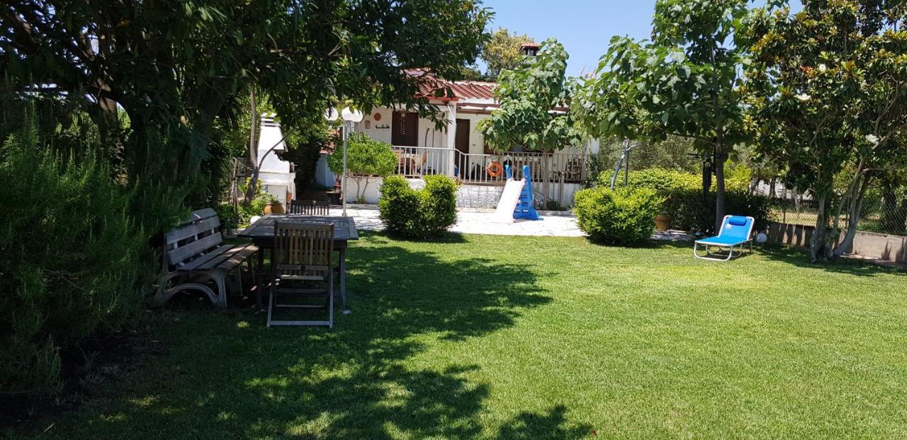Willa Country House By The Sea !!! Karavómilos Zewnętrze zdjęcie